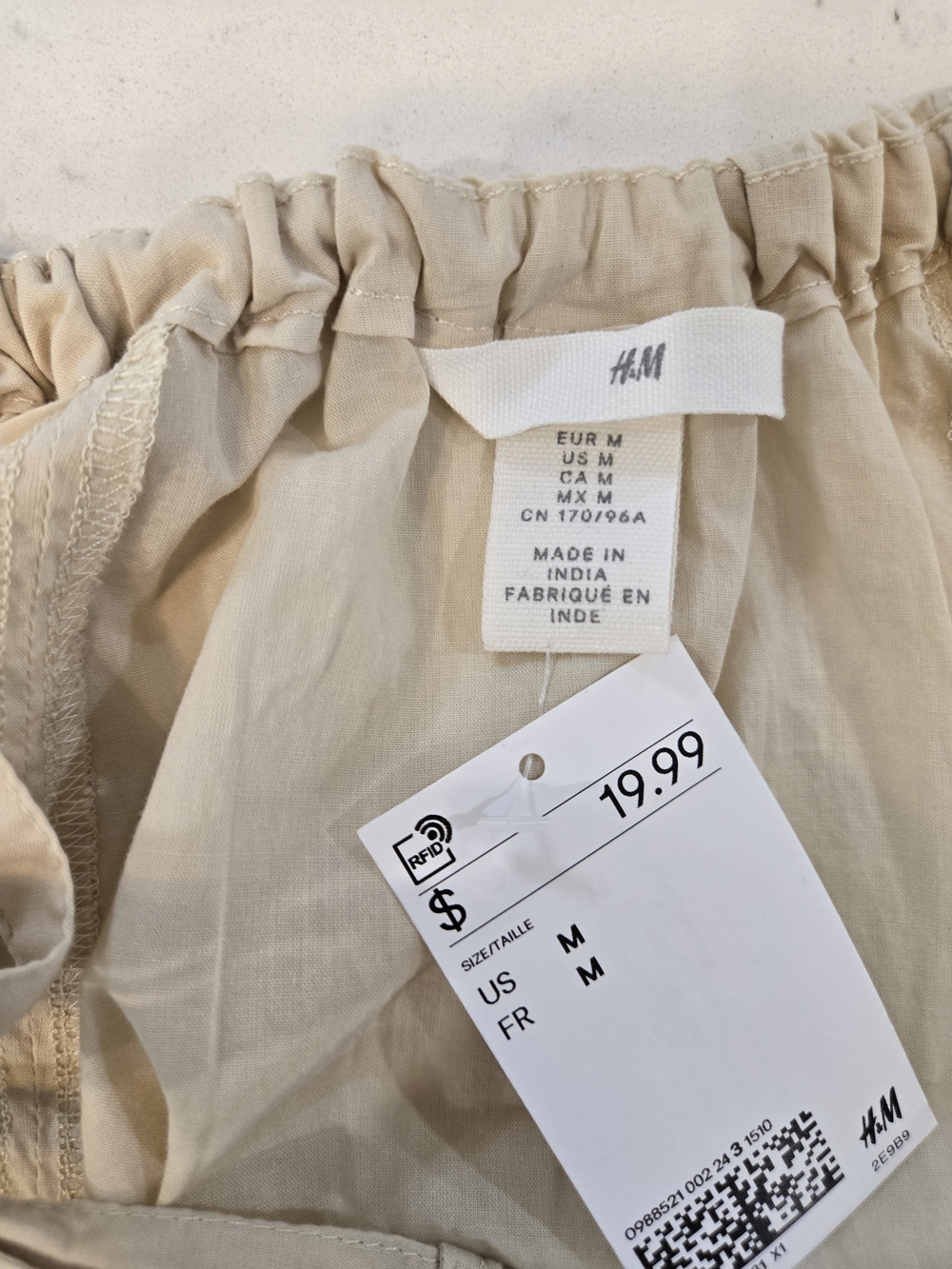 H&M Cream Tie-Shoulder Sleeveless Top. Brand New With Tags. 100% Cotton. - Picture 6 of 7